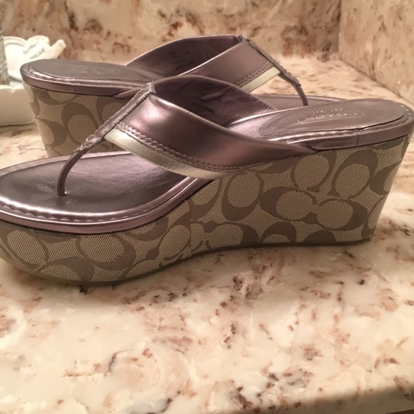 Coach Platorm Sandal - Picture 4 of 4